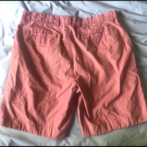 Tommy Hilfiger Shorts - Picture 2 of 2
